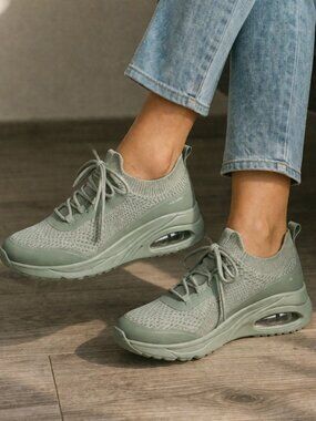 Skechers Air-Cooled Memory Foam Sneakers Olive Green Size 6 Lightweight Comfort